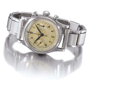 Longines. A fine and attractive stainless steel fly-back chronograph wristwatch with two-tone silvered dial