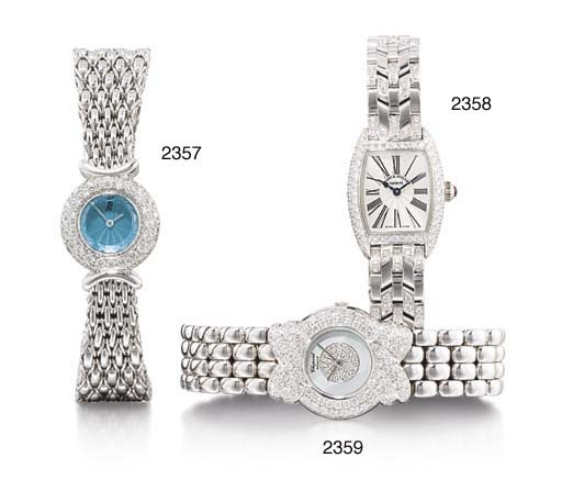 FRANCK MULLER. A LADY'S 18K WHITE GOLD AND DIAMOND-SET TONNEAU-SHAPED WRISTWATCH WITH BRACELET