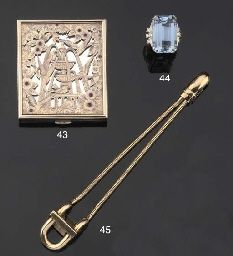 AN 18K GOLD BRACELET WATCH, BY VAN CLEEF ARPELS