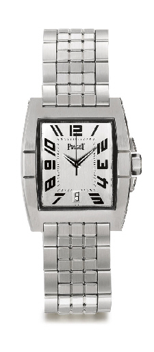 PIAGET. A STAINLESS STEEL AUTOMATIC WRISTWATCH WITH BRACELET, CENTRE SECONDS AND DATE