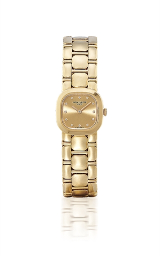 PATEK PHILIPPE, REF.4719/1.GOLD QUARTZ LADY'S BRACELET WATCH