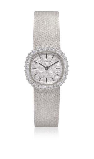 PATEK PHILIPPE, REF. 3395/1.LADY'S WHITE GOLD AND DIAMOND-SET MANUALLY-WOUND BRACELET WATCH