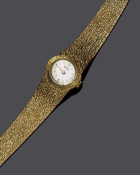 139. MONTRE BRACELET DE DAME en or,jaune…