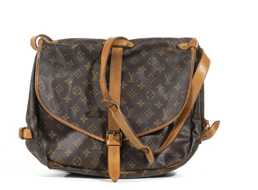 321. LOUIS VUITTON,Sac Saumur en toile Monogram... - Lot 321 - Cornette de Saint Cyr maison de ventes