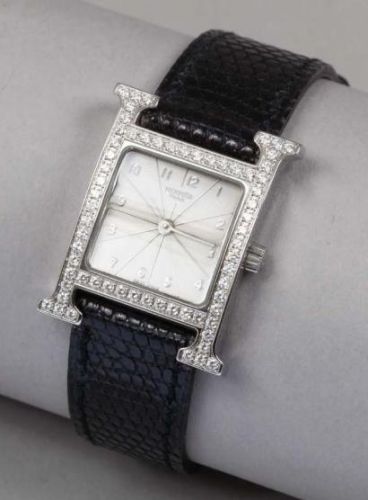 HERMÈS Paris Swiss made