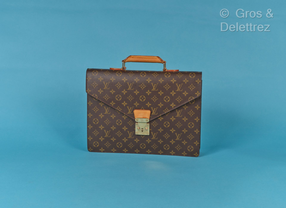 Louis VUITTON année 2001