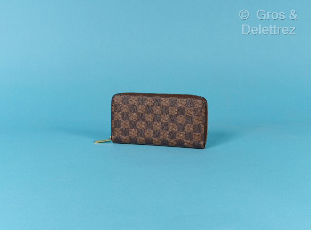 Louis VUITTON année 2019 - Portefeuille "Zippy"... - Lot 156 - Gros Delettrez