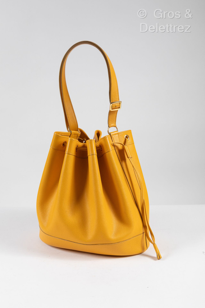 HERMES Paris made in France - Sac "Market"... - Lot 185 - Gros Delettrez