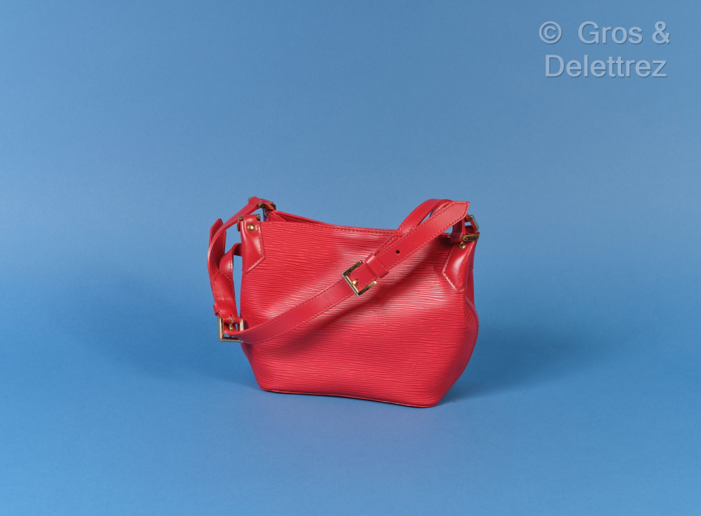 Louis VUITTON - Sac "Mandara" 18,5cm en cuir... - Lot 77 - Gros Delettrez