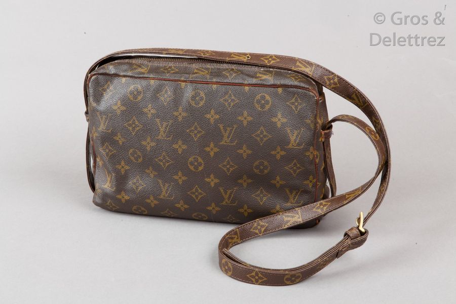 Louis Vuitton Reporter