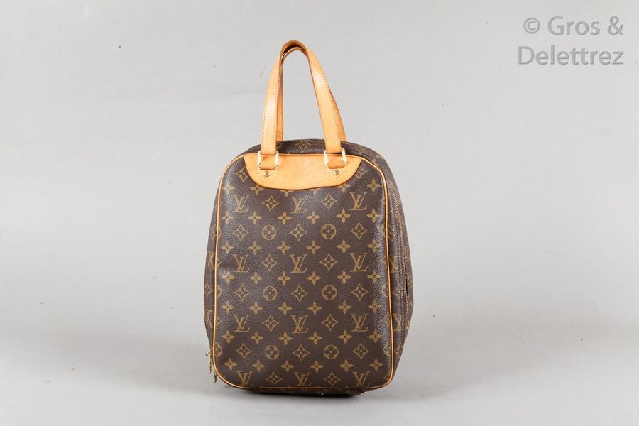 Louis Vuitton Excursion