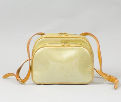 *Louis VUITTON