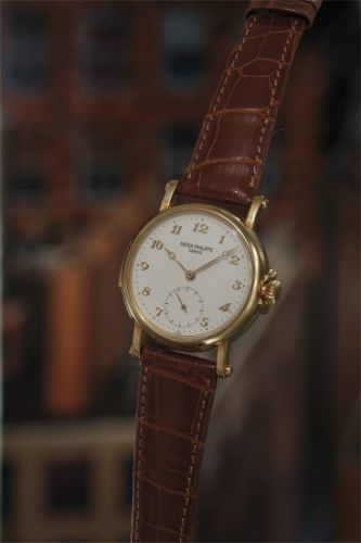 Patek Philippe Follow;Ref. 5029R;An extremely rare and important, rose gold limited edition minute repeating wristwatch with original certificate, commemorative medallion, literature and box, celebrating the inauguration of the Patek Philippe workshops in