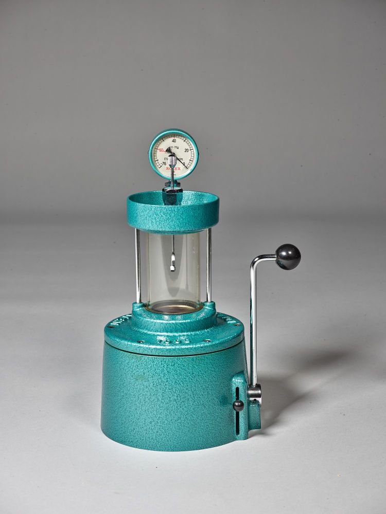 ROLEX | REFERENCE 1000 AN IRON VACUUM TANK FOR TESTING WATER RESISTANCE OF AN OYSTER CASE, CIRCA 1970