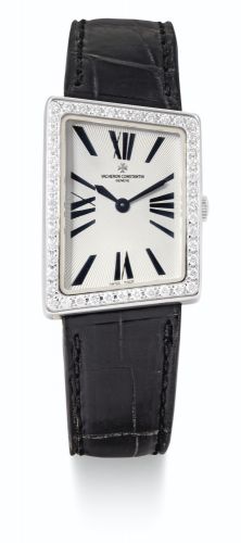 Vacheron Constantin.A LADY'S WHITE GOLD AND DIAMOND SET ASYMMETRICAL WRISTWATCH REF 25520 MCMLXXII CIRCA 2000