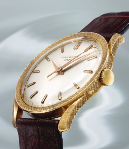 Patek Philippe A RARE PINK GOLD CENTER SECONDS WRISTWATCH REF 2586 MVT 711660 CASE 423796 MADE IN 1965