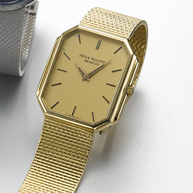 PATEK PHILIPPE, A GOLD OCTAGONAL BRACELET WATCH CIRCA 1981, NO. 1.502.650, REF. 3853