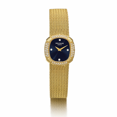 PATEK PHILIPPE - A LADY'S GOLD DIAMOND-SET CUSHION-FORM BRACELET WATCH 1982 REF 4508/1J MVT 1404052 CASE 2793575