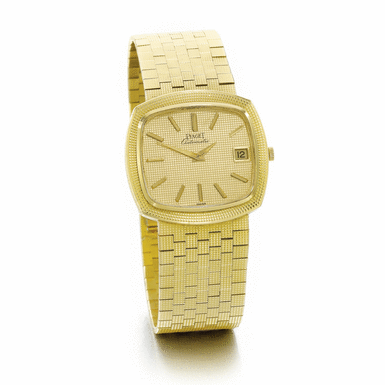 PIAGET - AN 18K YELLOW GOLD AUTOMATIC CUSHION-FORM BRACELET WATCH WITH DATE CIRCA 1970 REF 13431