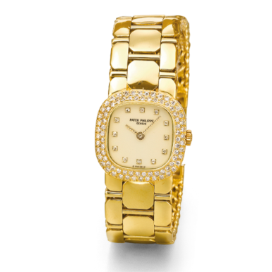 PATEK PHILIPPE - A LADY'S YELLOW GOLD AND DIAMOND-SET CUSHION-FORM BRACELET WATCH CIRCA 1987 REF 4720/1J MVT 1604586 CASE 2845054