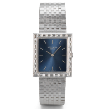PATEK PHILIPPE - A WHITE GOLD DIAMOND-SET RECTANGULAR BRACELET WATCH CIRCA 1979 REF 3540/2 MVT 1367841 CASE 2781828