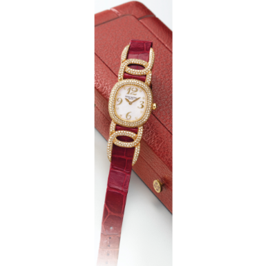 PATEK PHILIPPE - A LADY'S YELLOW GOLD AND DIAMOND-SET WRISTWATCH WITH MOTHER-OF-PEARL DIAL 1995 REF 4832 ELLIPSE MVT 1625413 CASE 2964447