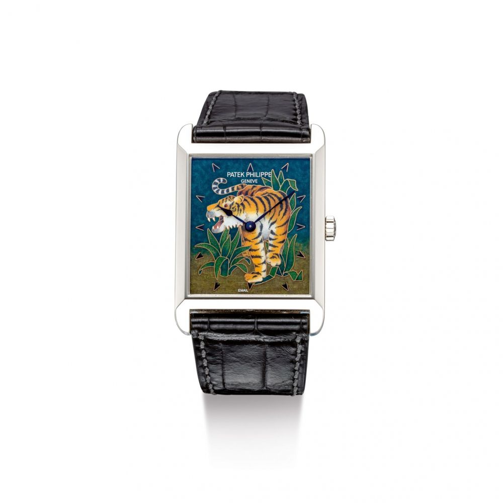 PATEK PHILIPPE | REFERENCE 5076, A PLATINUM WRISTWATCH WITH CLOISONNÉ ENAMEL DIAL, CIRCA 2007 | 百達翡麗 | 型號5076 鉑金腕錶，備掐絲琺瑯錶盤，機芯編號1827178，錶殼編號4432210，約2007年製