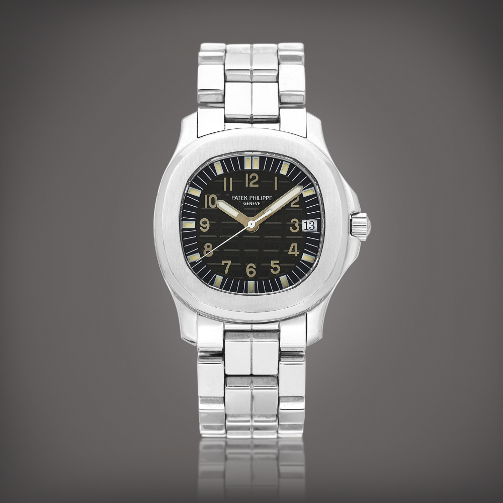 Aquanaut Reference 5060  A stainless steel wristwatch with date and bracelet Circa 1997    Aquanaut 5060  1997