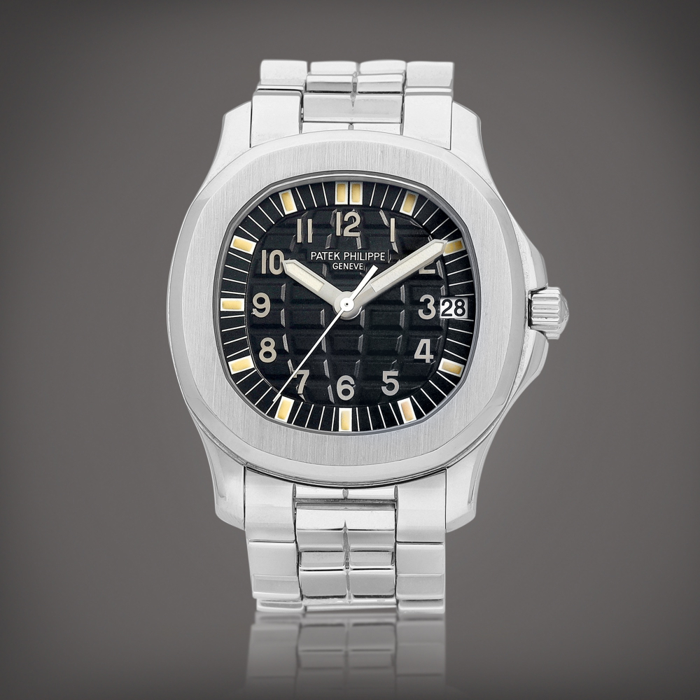 Patek Philippe  Reference 5066 A stainless steel wristwatch with date and bracelet, Circa 2000 