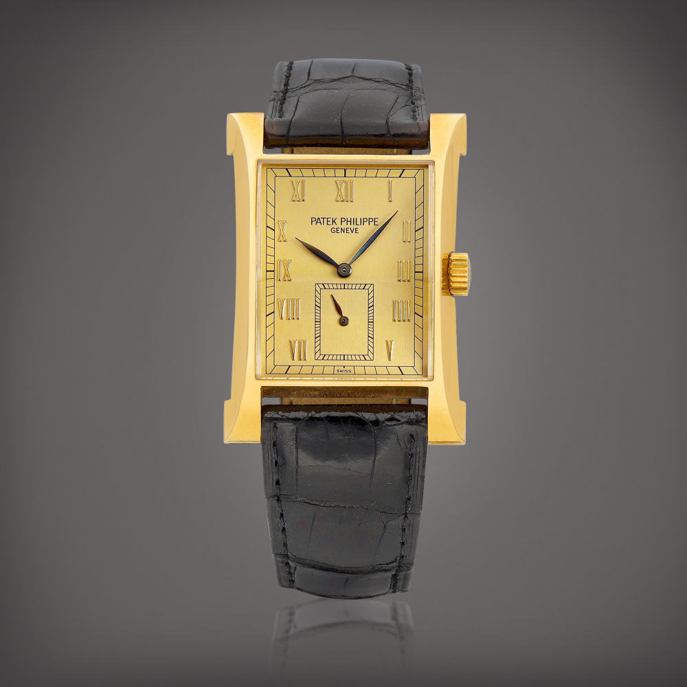 PROPERTY FROM A PROMINENT COLLECTOR  Patek Philippe  Pagoda, Reference 5500 A limited edition yellow gold wristwatch, Made to commemorate the opening of Patek Philippe's watchmaking center in Geneva, Circa 1997 