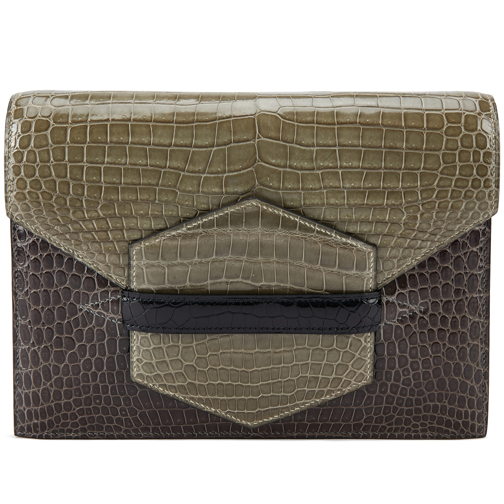 Hermès

Vert Olive, Gris Tourterelle and Black Shiny Porosus Crocodile Tri-color Faco Clutch Gold Hardware, 2001