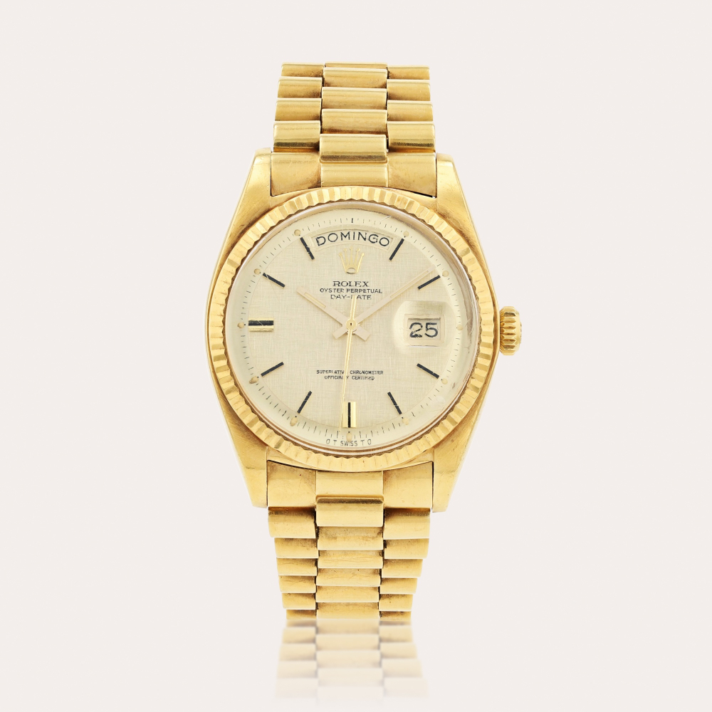 Property of the family of the original ownerRolexDay-Date 'linen pie pan sigma dial', reference 1803 Montre bracelet en or jaune avec jour et date | Yellow gold wristwatch with day, date and bracelet Vers 1974 | Circa 1974